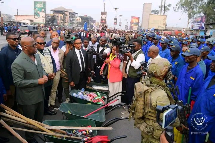 Illustration 5 - Kinshasa : Félix Tshisekedi salue les avancées des travaux d’assainissement du Service National
